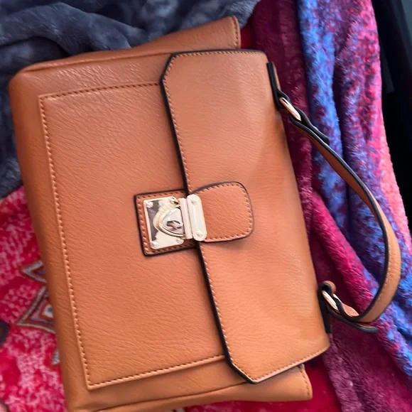 Handbag - Picture 1 of 3